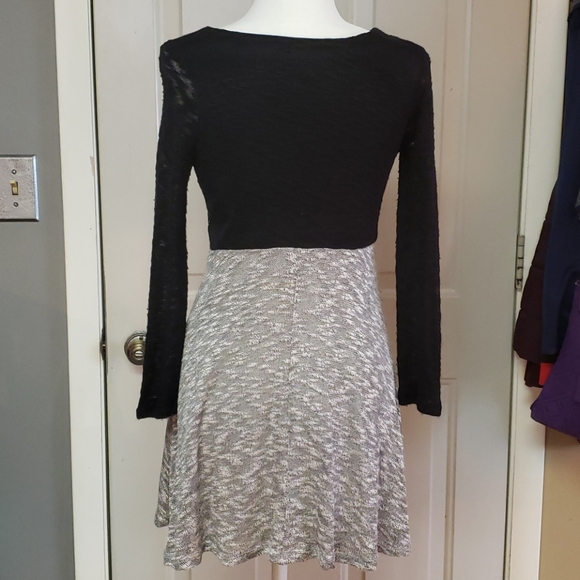 Pinky dress, size 16 - Picture 4 of 5